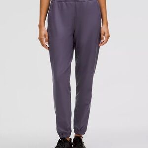 Lululemon Purple Jogger Pants with Ankle Zips size 8